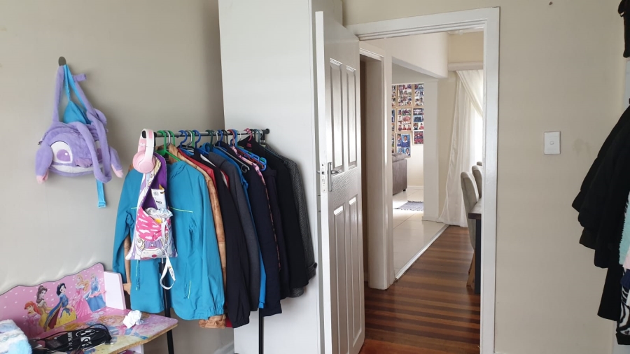 To Let 4 Bedroom Property for Rent in Beacon Bay Eastern Cape
